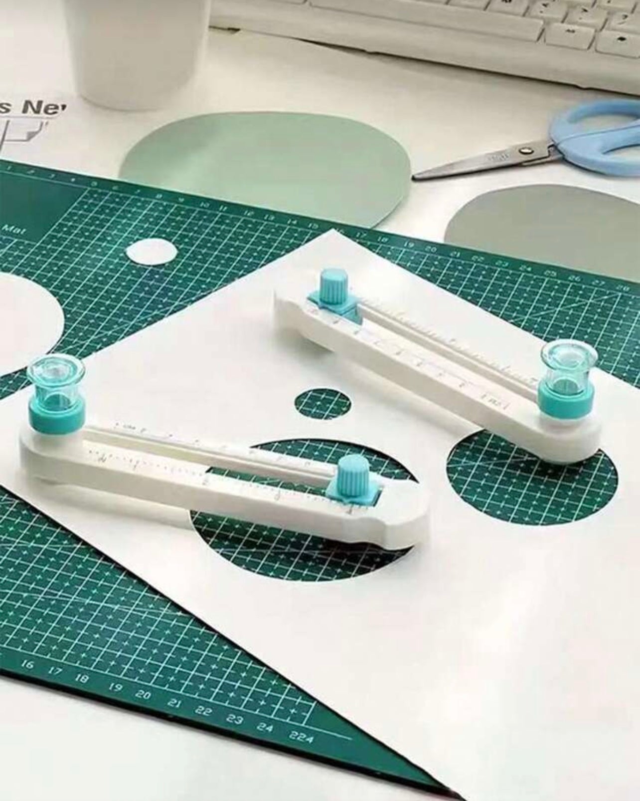 360 Degree Handmade Round Cutting Tool #CT2313