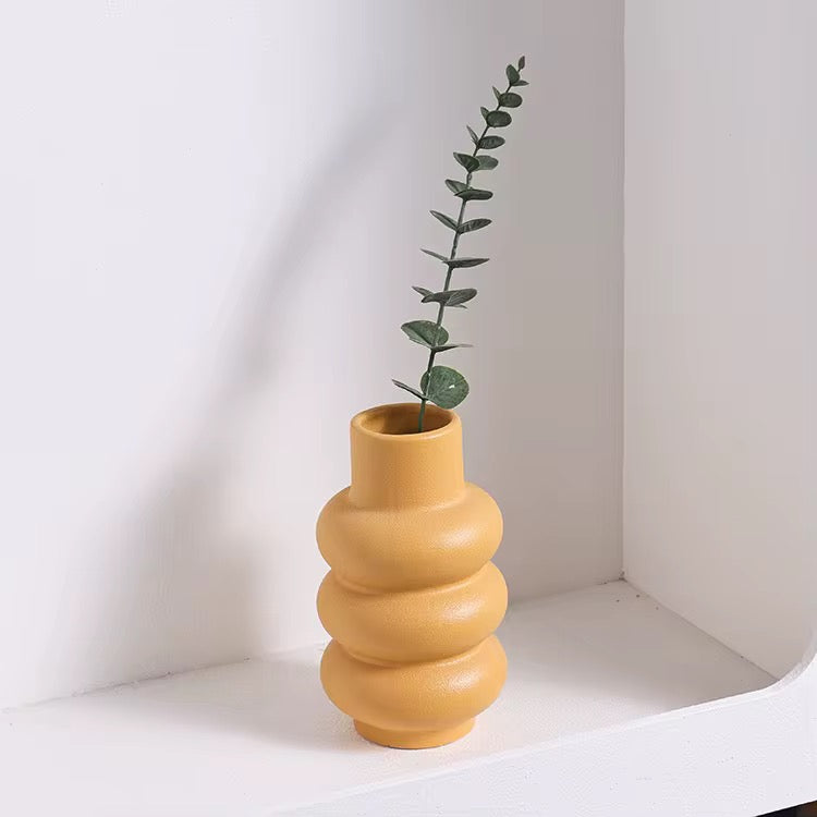 Modern Ribbed Ceramic Vase – Matte Minimal Home Décor #CV3227