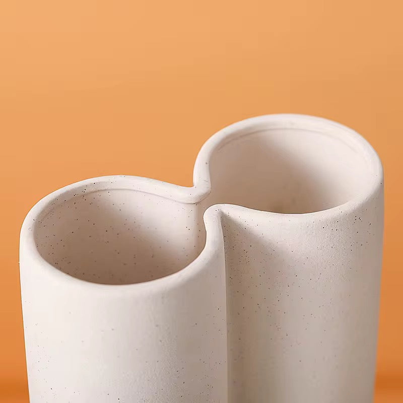 Modern Decorative Ceramic Vase #CV3975