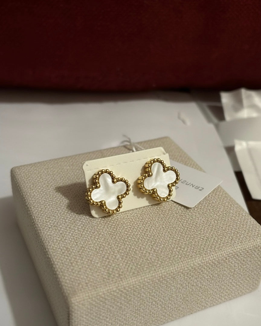 White Clover Elegance Earrings #SE3851