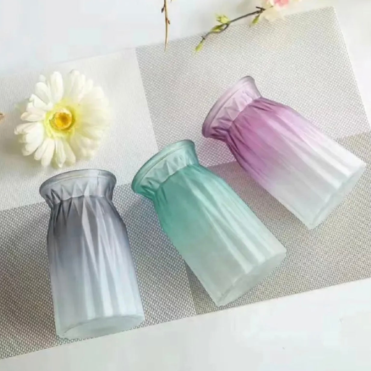 Flower Desk Decorative Glass Vase 15x8cm #GV2814