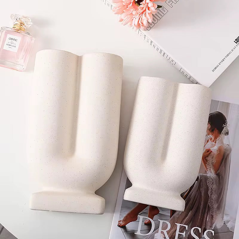 Modern Decorative Ceramic Vase #CV3975