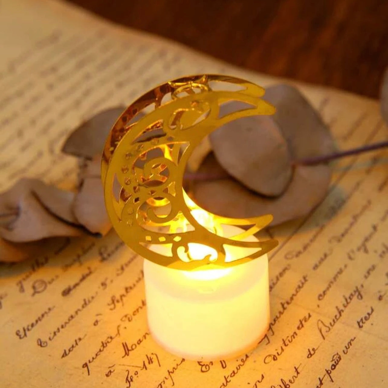 1pc Mini Moon Shaped Electronic Candle Light #RT1564