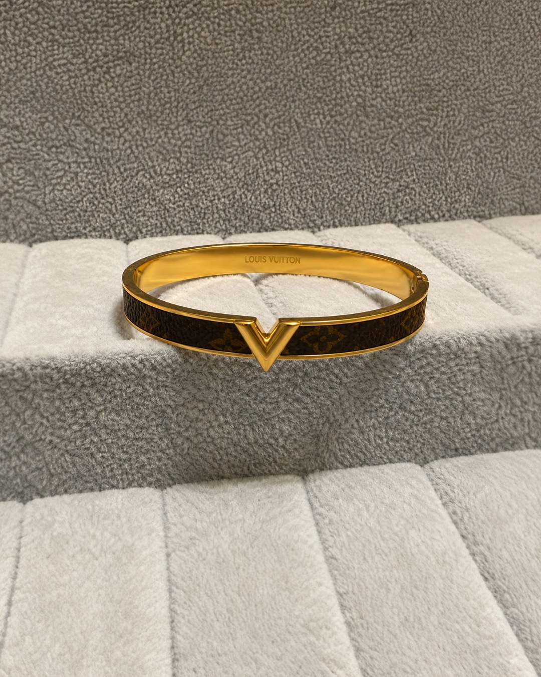Luxury Stainless Steel Bracelet #GB3872